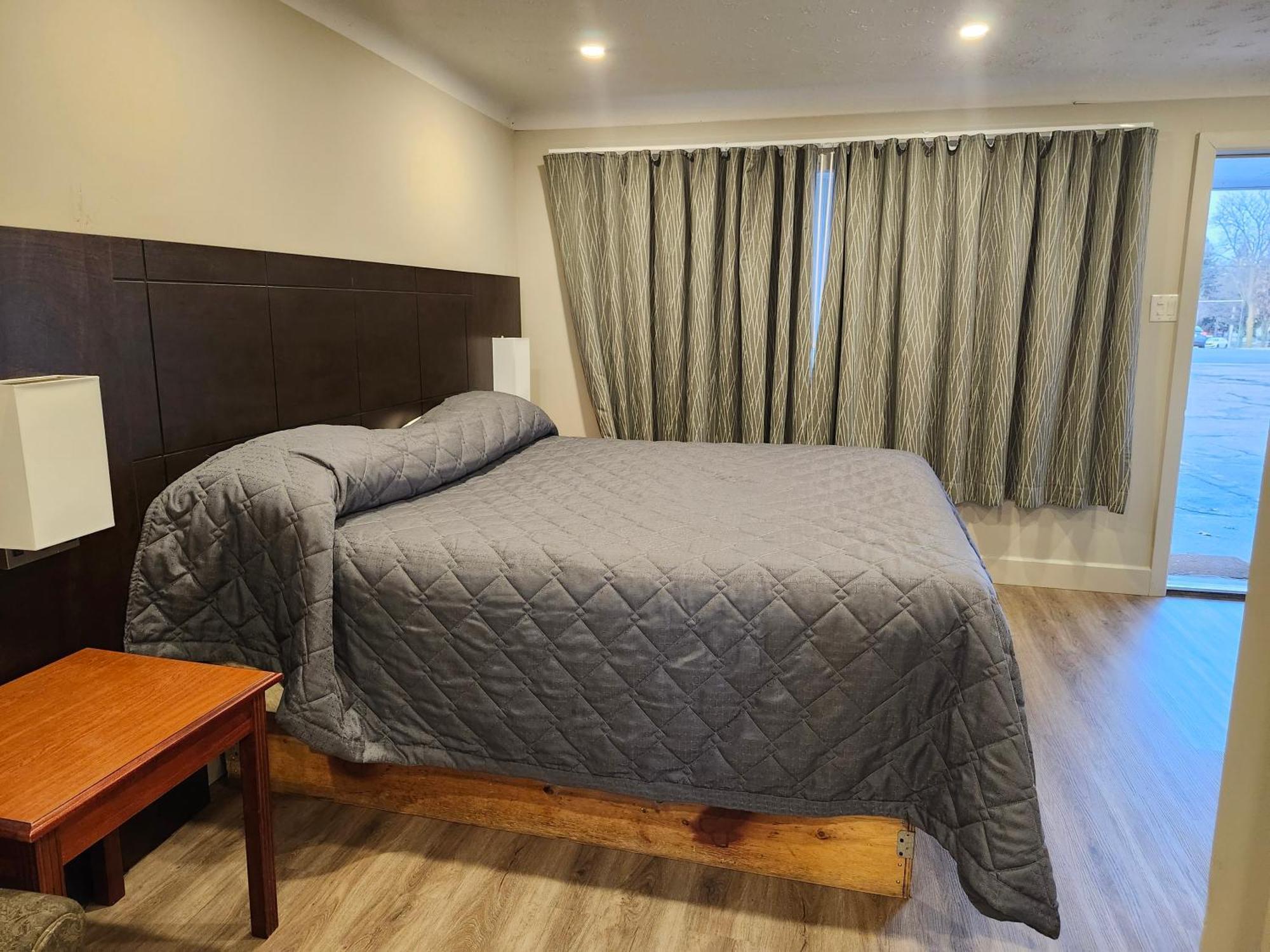 Fairway Inn & Suites Kitchener Eksteriør billede